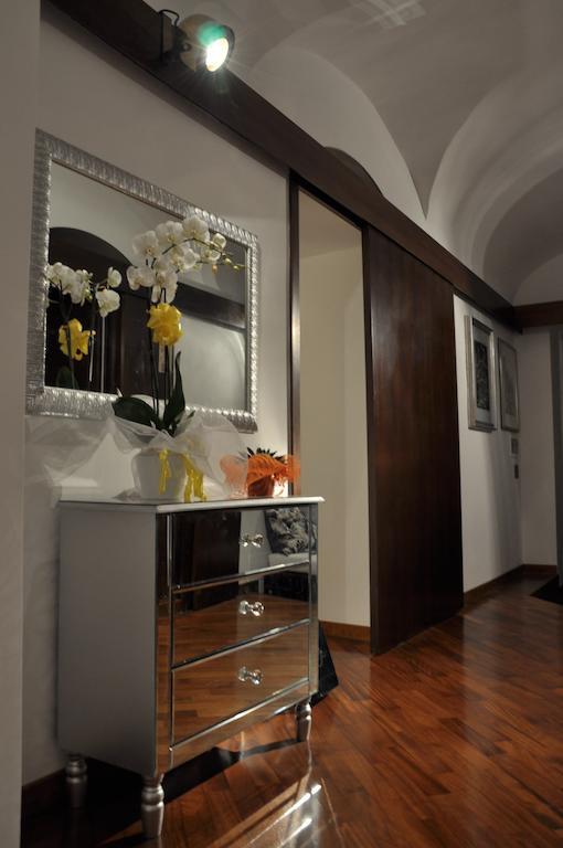 Apartment Silver House